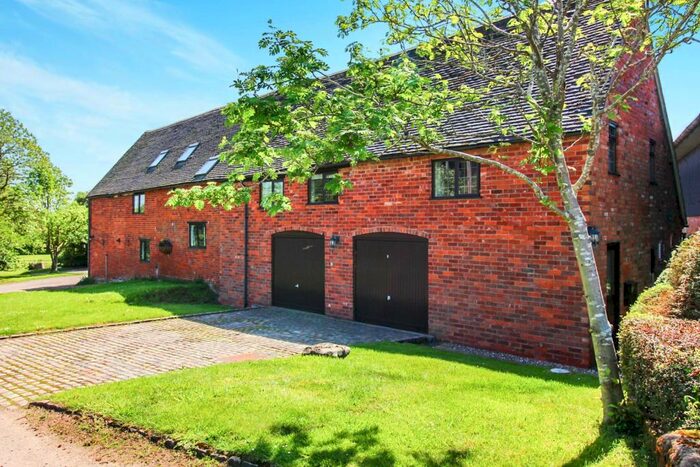 2 Bedroom Cottage To Rent In Chase Lane, Kenilworth, CV8