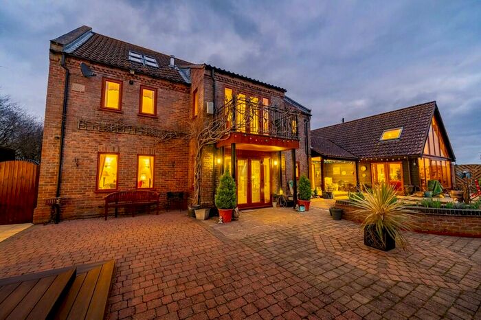 4 Bedroom Detached House For Sale In Wiggenhall St. Mary The Virgin, PE34