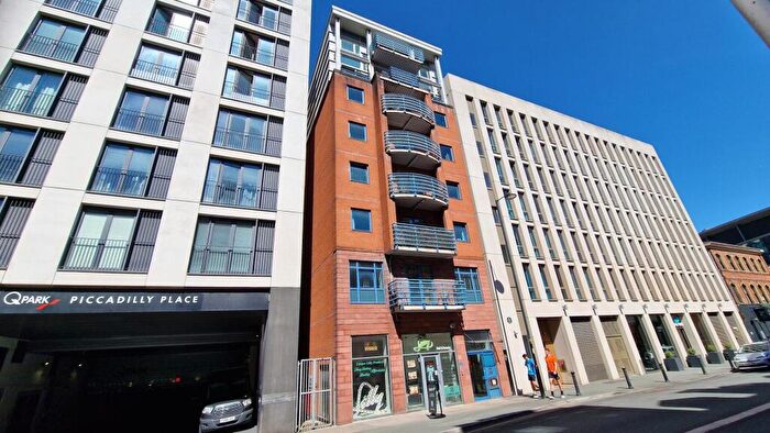 1 Bedroom Apartment To Rent In - Whitworth Street, Manchester, M1
