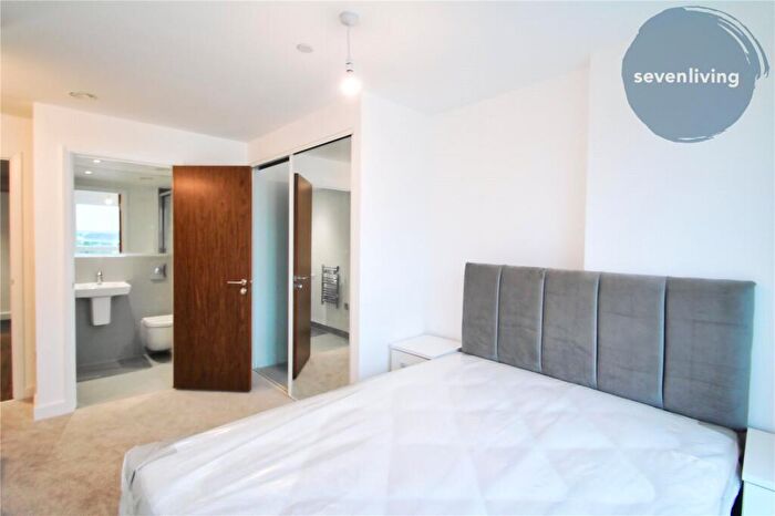 2 Bedroom Apartment To Rent In The Grand Exchange, Market Street, Bracknell, Berkshire, RG12