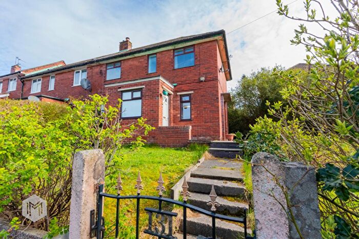 3 Bedroom End Terrace House For Sale In Longworth Road, Horwich, Bolton, Greater Manchester, BL6