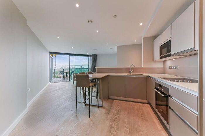 2 Bedroom Flat To Rent In Uncle Elephant Amp; Castle, , London, SE11