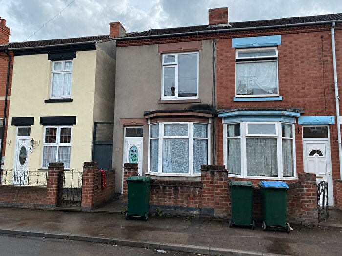 4 Bedroom End Terrace House To Rent In Holmsdale Road, Coventry, CV6