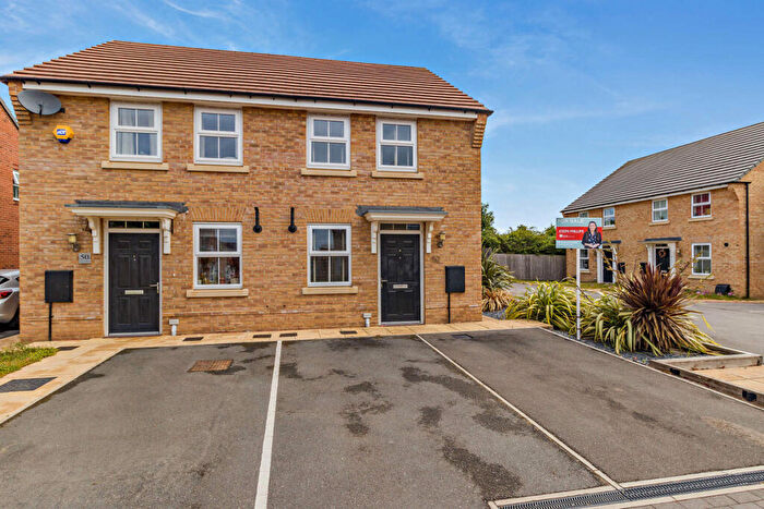 2 Bedroom Semi-Detached House For Sale In Merlin Drive, Doncaster, DN9