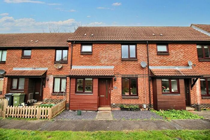 1 Bedroom Terraced House To Rent In Dairymans Walk, Burpham, Guildford, GU4