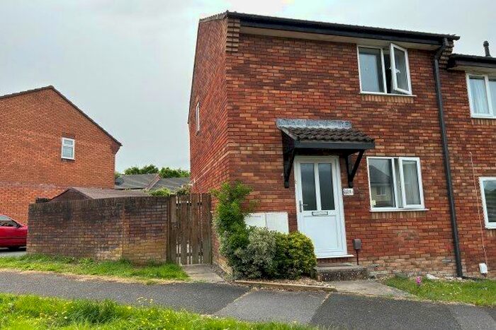 2 Bedroom End Of Terrace House To Rent In Lower Cannon Road, Newton Abbot, TQ12