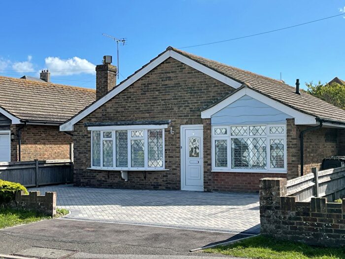 3 Bedroom Detached Bungalow For Sale In Coast Road, Pevensey Bay, BN24