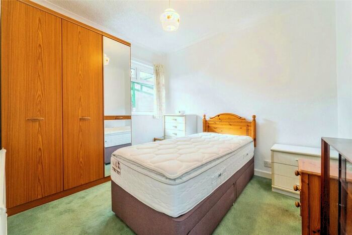 2 Bedroom Bungalow For Sale In Dyneley Avenue, Cliviger, Lancashire, BB10