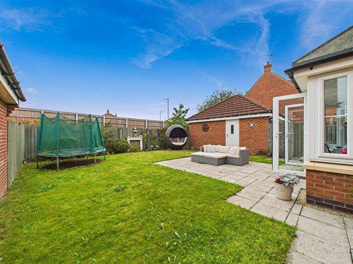 5 Bedroom Detached House For Sale In Harewood Crest, Brough, HU15