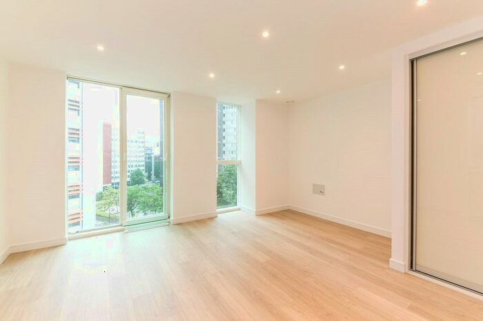 Studio To Rent In Saffron Central Square, Croydon, CR0