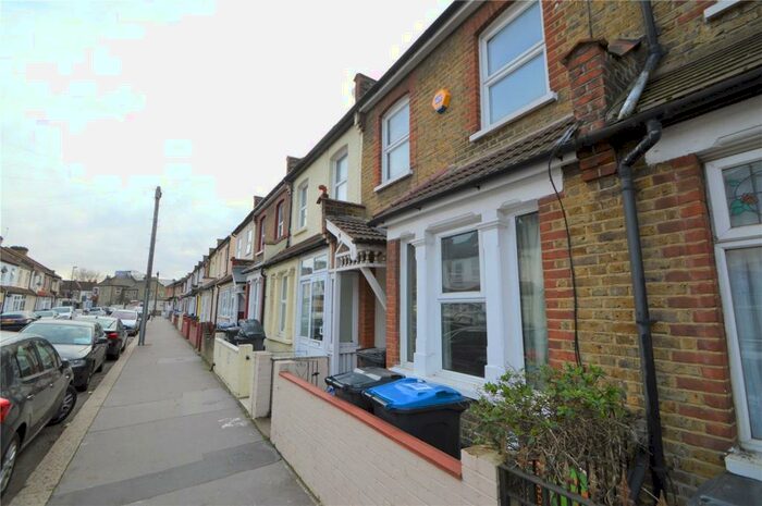 3 Bedroom Terraced House To Rent In Cecil Road, Croydon, CR0