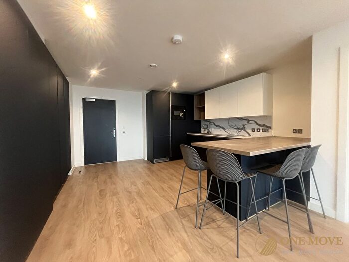 2 Bedroom Flat For Sale In New Bailey St, Salford, M3