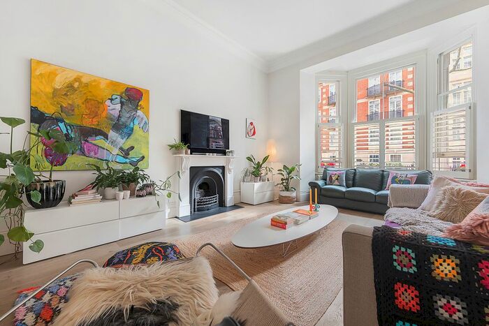 3 Bedroom Flat To Rent In Old Brompton Road, London, SW5