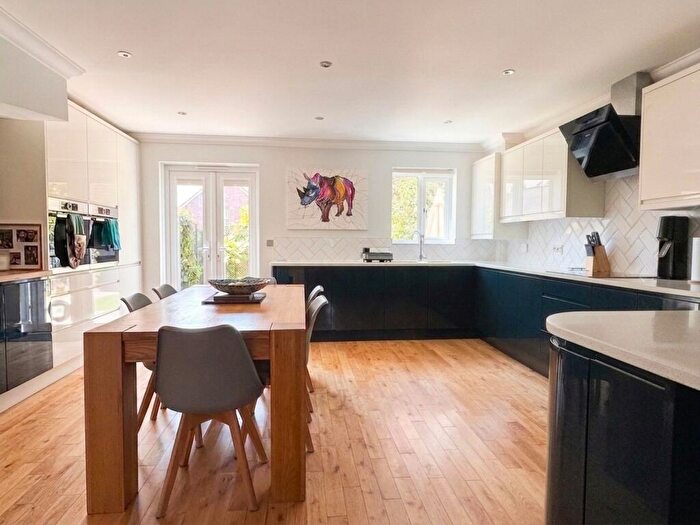 4 Bedroom Terraced House For Sale In Pondtail Close, Horsham, RH12