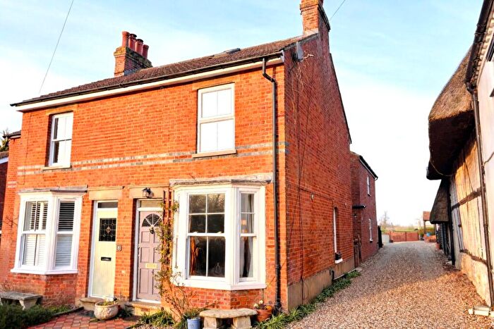 3 Bedroom Semi Detached House For Sale In The Lane, Tebworth, Bedfordshire, LU7