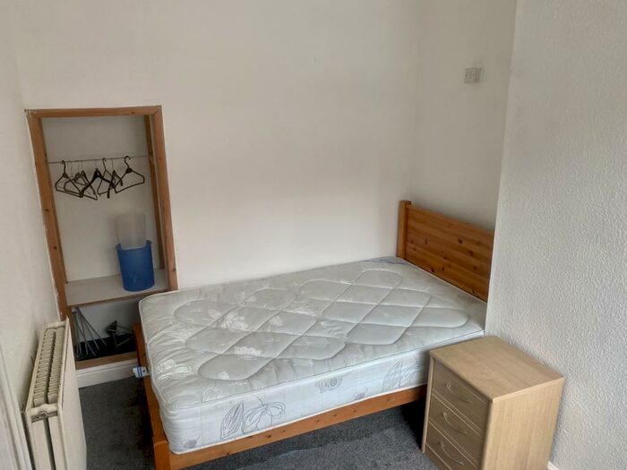 1 Bedroom Terraced House To Rent In Room Hubert Road, B29