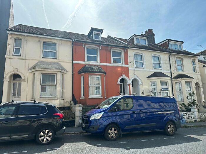 3 Bedroom Flat To Rent In Dover Road, Folkestone, CT20