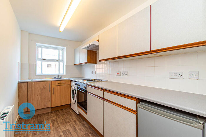 2 Bedroom Flat To Rent In James Close, Derby, DE1