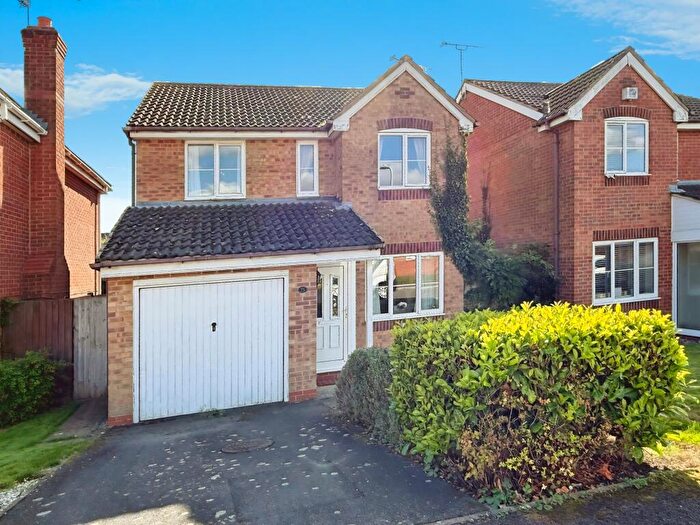 3 Bedroom Detached House For Sale In Lyncroft Leys, Scraptoft, LE7