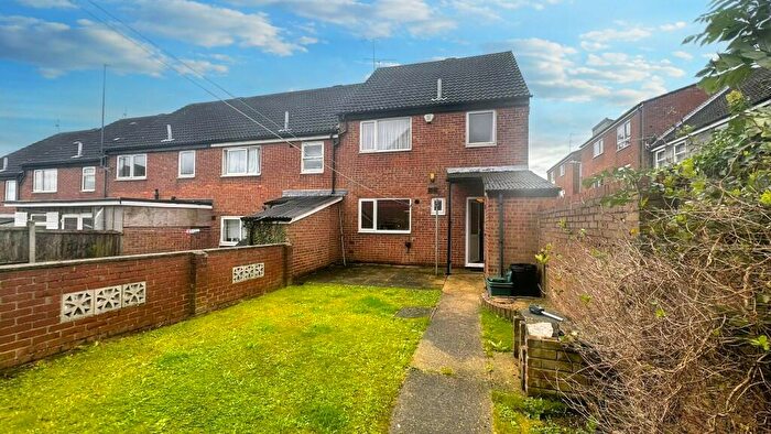 4 Bedroom End Of Terrace House To Rent In Cyril Child Close, Colchester, Essex, CO4