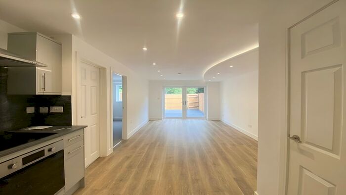 2 Bedroom Flat To Rent In Mallard Way, Northwood, HA6