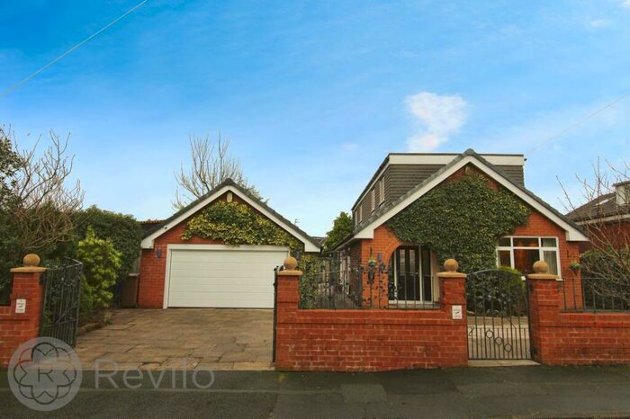 4 Bedroom Detached House For Sale In Woodheys Road, Hollingworth Lake, Littleborough, OL15