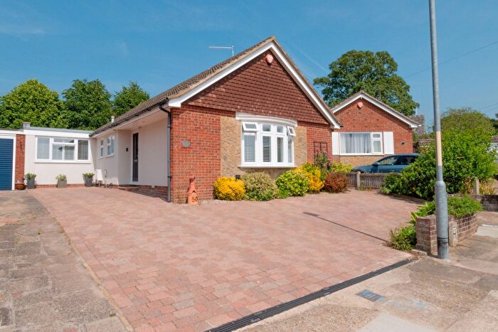 3 Bedroom Bungalow For Sale In Dane Court Gardens, Broadstairs, Kent, CT10