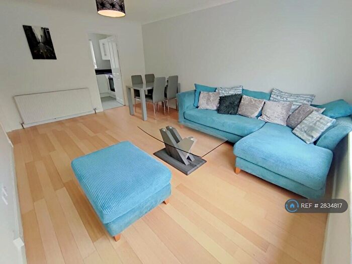 1 Bedroom Flat To Rent In Main Street, Glasgow, G40