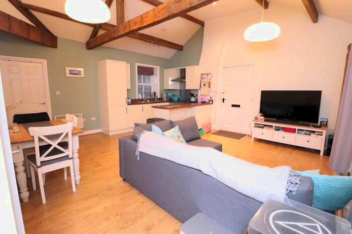 2 Bedroom Flat To Rent In Sunnybank House, Paradise Street, Farsley, Pudsey, LS28