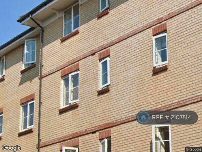 2 Bedroom Flat To Rent In Alveston Square, London, E18