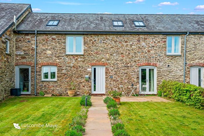 3 Bedroom Barn Conversion For Sale In Slapton, Kingsbridge, TQ7