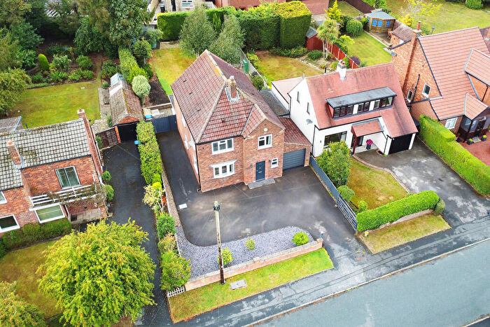 4 Bedroom Detached House For Sale In Moor Close, Killinghall, Harrogate, HG3