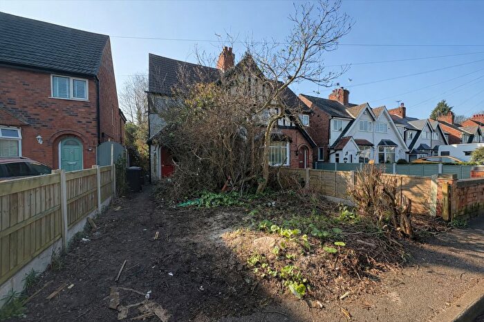 3 Bedroom Semi Detached House For Sale In Lock Lane, Sandiacre, Nottingham, NG10