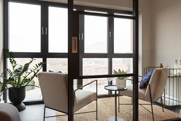 3 Bedroom Apartment To Rent In Lower Essex Street, Birmingham, B5
