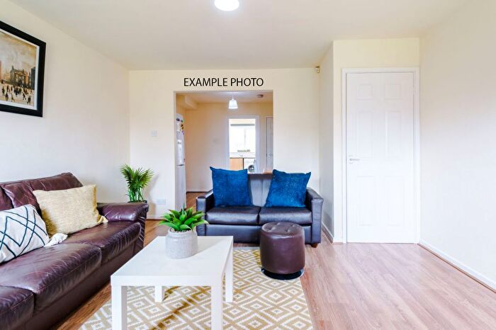 4 Bedroom Terraced House To Rent In Pluto Close, Salford, M6