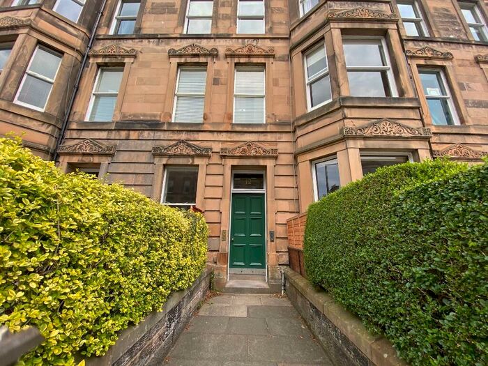 4 Bedroom Flat To Rent In Woodburn Terrace, Edinburgh, EH10