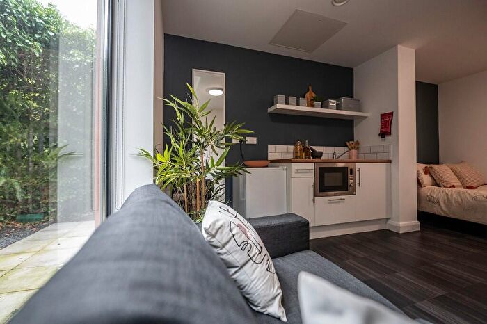 Studio To Rent In St Cyprians, Edge Lane, Liverpool, L7