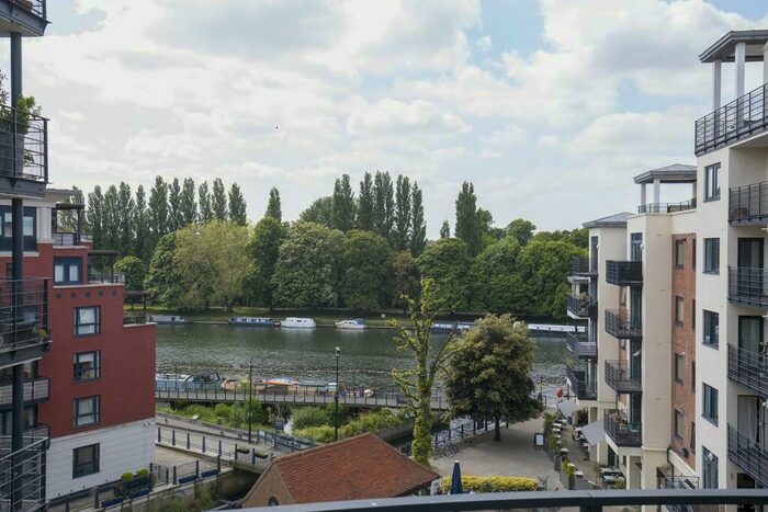 3 Bedroom Apartment To Rent In Charter Quay, Kingston Upon Thames, KT1