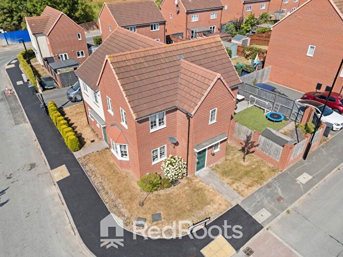 3 Bedroom Semi-detached House For Sale In Empire Crescent, Woodlands, Doncaster, South Yorkshire, DN6