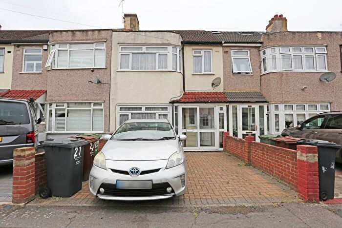 3 Bedroom Terraced House To Rent In Warley Avenue, Dagenham, RM8