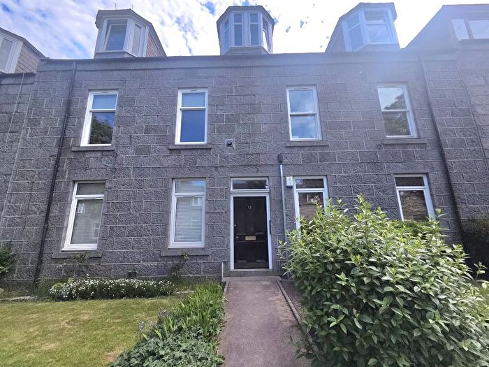 2 Bedroom Flat To Rent In Watson Street, Rosemount, Aberdeen, AB25