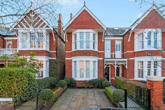 6 Bedroom Semi-Detached House To Rent In Leyborne Park, Richmond, Surrey, TW9