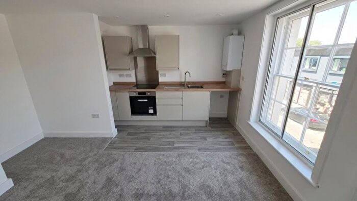 1 Bedroom Flat To Rent In Market Street, Oakengates (A), TF2