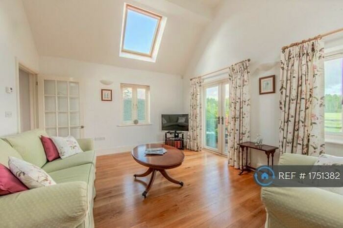 1 Bedroom Maisonette To Rent In Annexe, Corsham, SN13