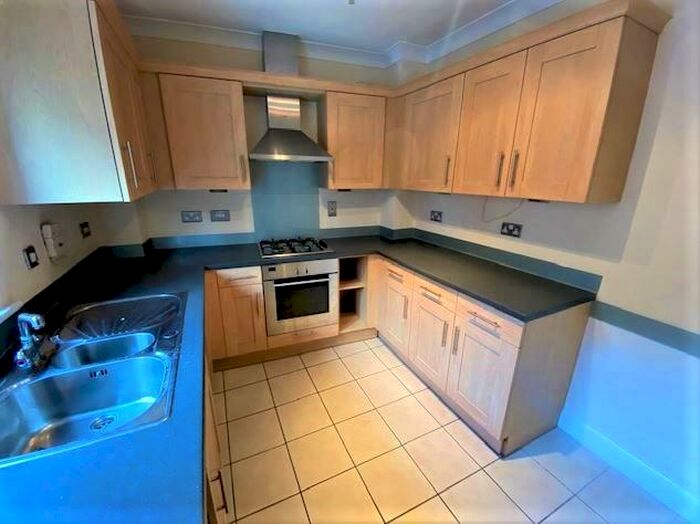 4 Bedroom Terraced House To Rent In Grove, Oxfordshire, OX12