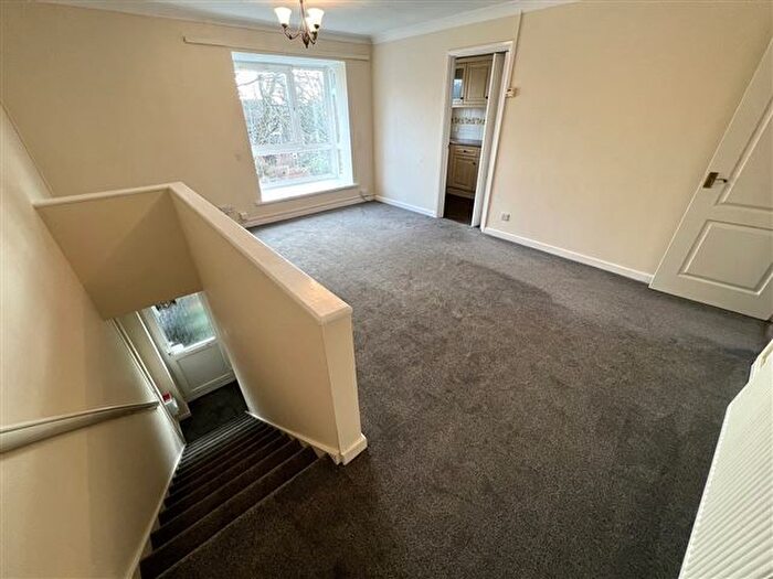 2 Bedroom Flat For Sale In Southlands, Lindisfarne Close, Cosham, Portsmouth, Hampshire, PO6