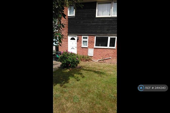 3 Bedroom Terraced House To Rent In Clements Close, Spencers Wood, Reading, RG7