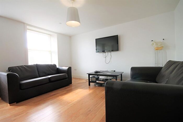 5 Bedroom Flat To Rent In Belle Grove Terrace, Spital Tongues, NE2