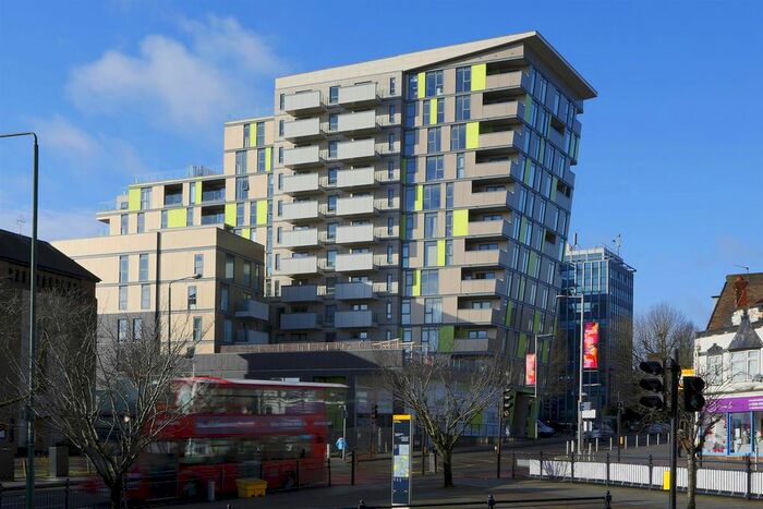 1 Bedroom Flat For Sale In High Road, Wembley, Middlesex, HA9