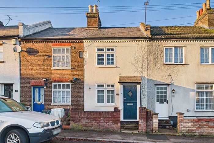 2 Bedroom Terraced House For Sale In Weymouth Street, Hemel Hempstead, HP3
